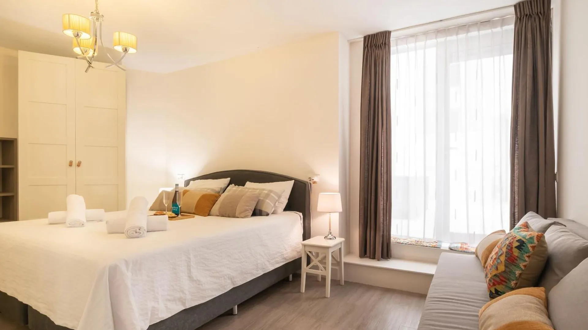 Apartamento Roy Boston L マルベーリャ アパート